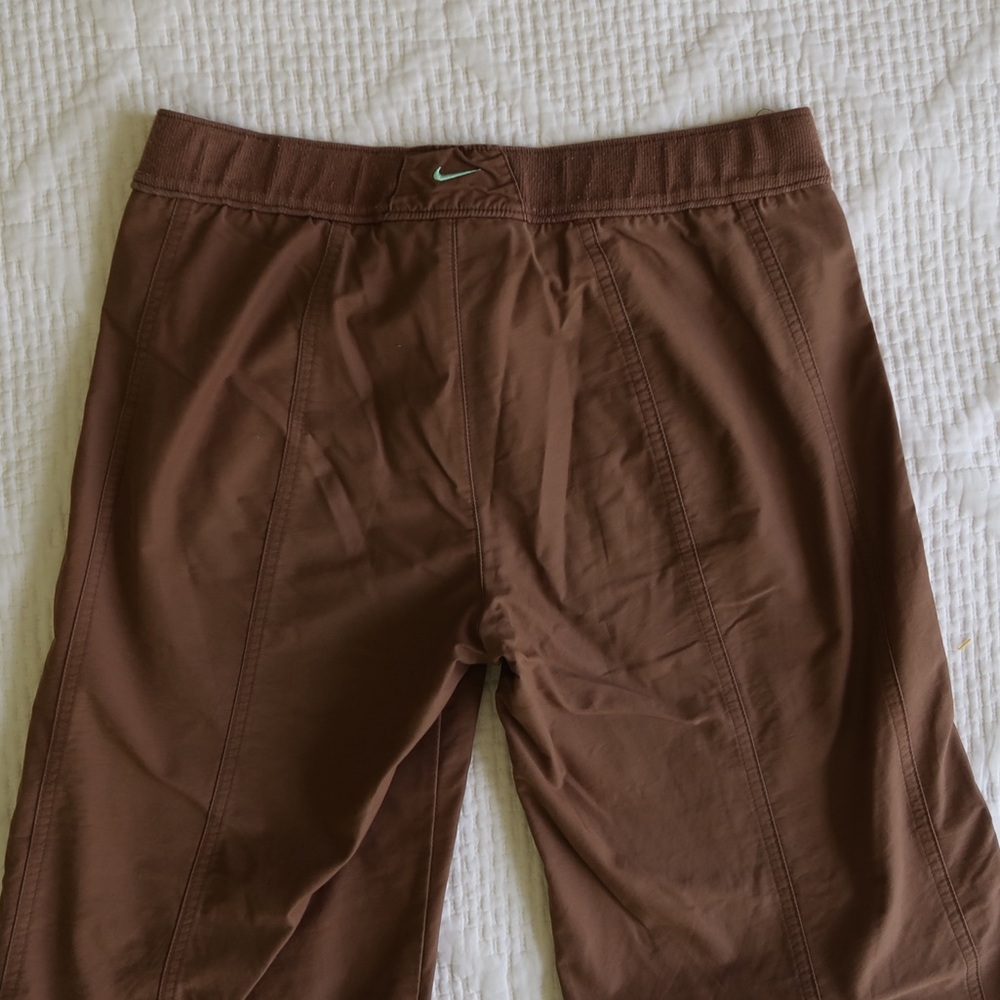 Brown vintage 90s Nike cargo pants